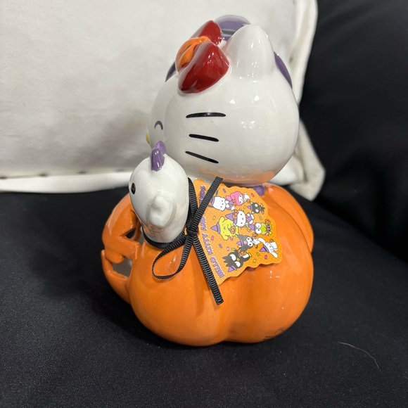 Hello kitty Blue Sky Orange Ceramic Halloween Figurine - Picture 4 of 5